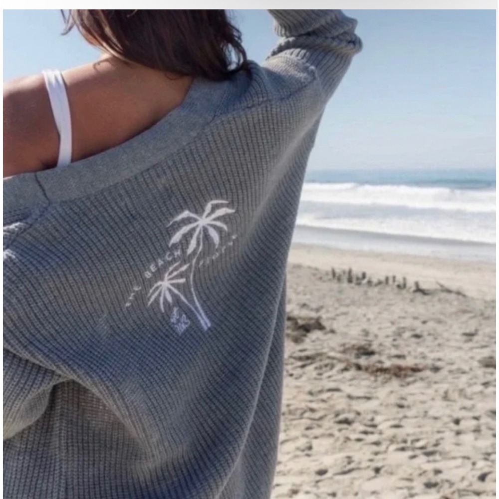 THE BEACH PEOPLE Gray Cable Knit Open Front Cardigan Embroidery On Back | EUC